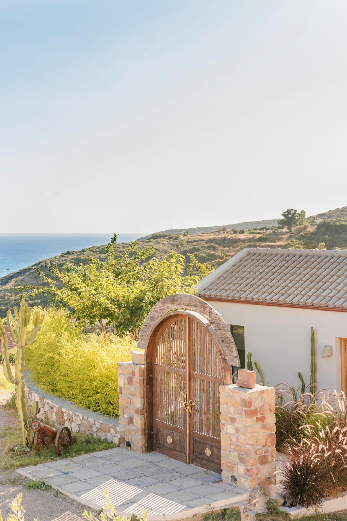 Spathes Suites Kefalonia - Luxury Suites Ratzaklíon Zewnętrze zdjęcie